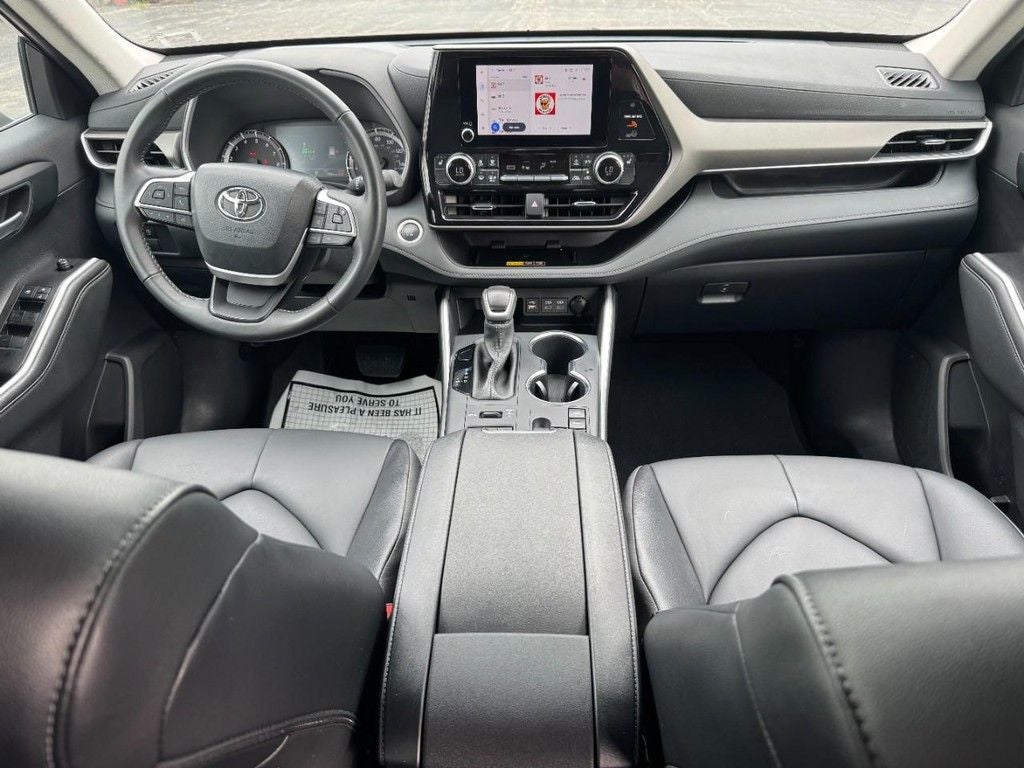 2025 Toyota Highlander XLE