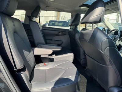 2026 Toyota Highlander XLE