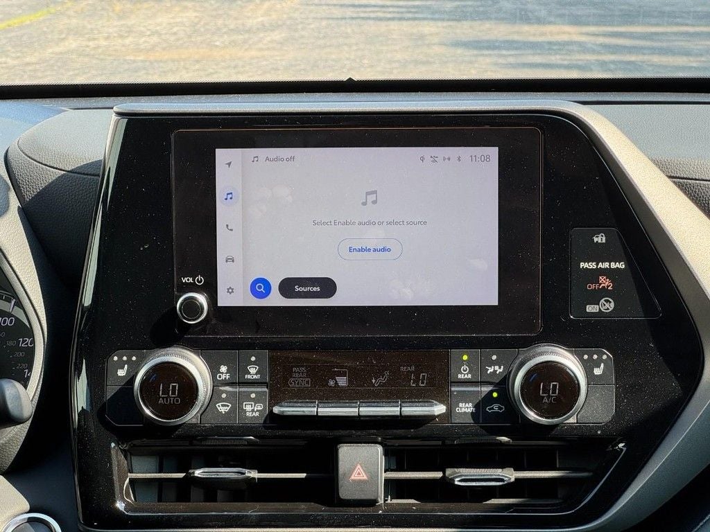 2024 Toyota Highlander Base