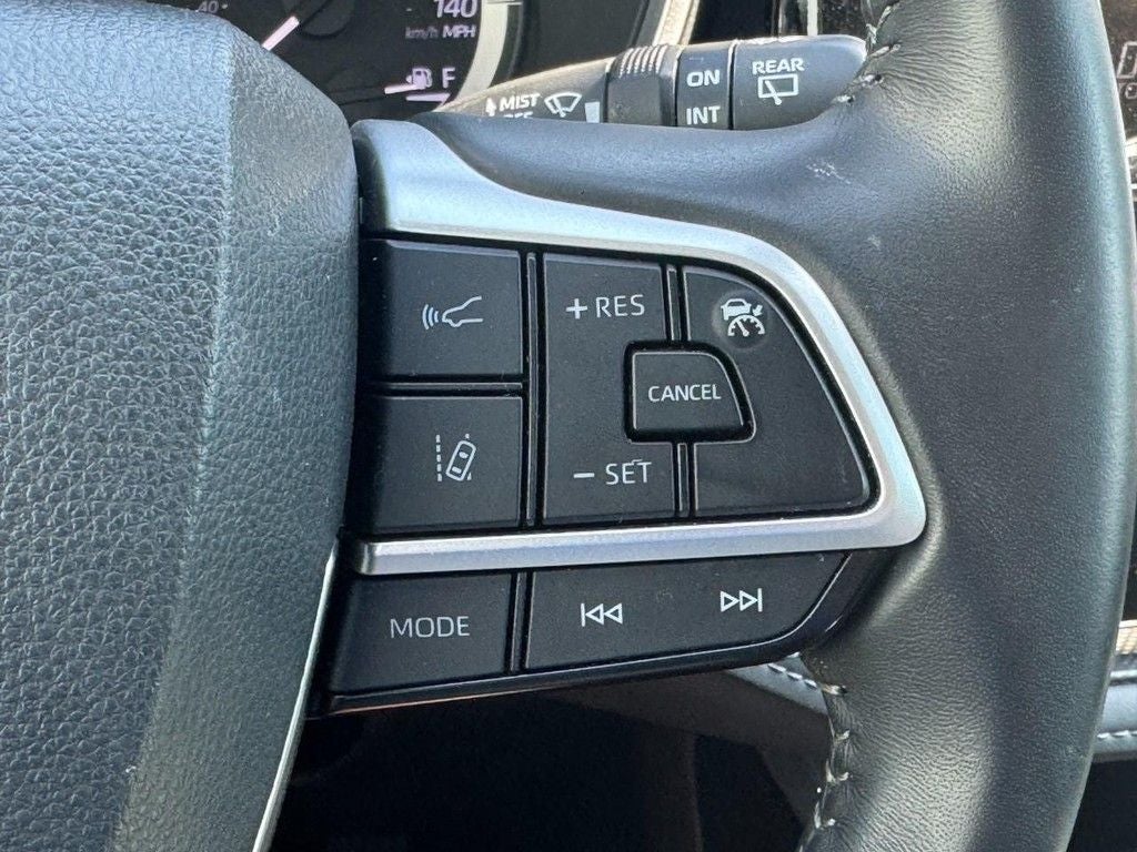 2024 Toyota Highlander Base