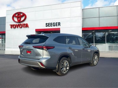 2023 Toyota Highlander L