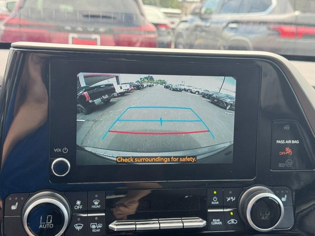 2025 Toyota Highlander XLE
