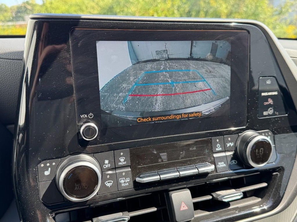 2025 Toyota Highlander AWD (Natl)