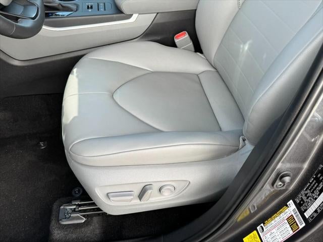 2025 Toyota Highlander AWD (Natl)