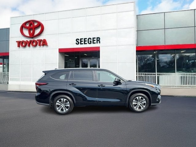 2026 Toyota Highlander XLE