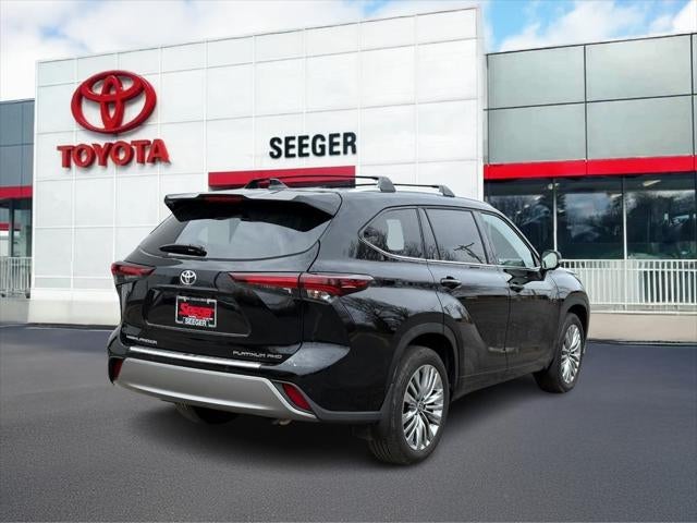 2024 Toyota HIGHLANDER Platinum