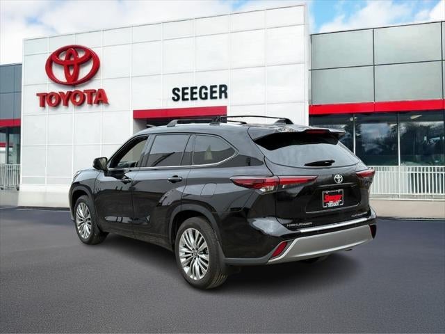 2024 Toyota HIGHLANDER Platinum