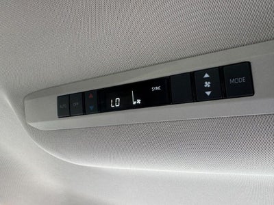 2026 Toyota Sienna LE 8 Passenger