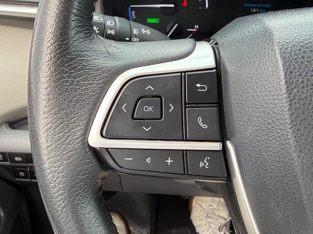 2024 Toyota Sienna XLE FWD 8-Passenger (Natl)