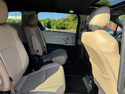 2024 Toyota Sienna XLE