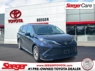 2026 Toyota Sienna XLE 8 Passenger