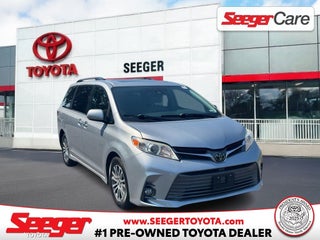 2020 Toyota Sienna XLE 8 Passenger
