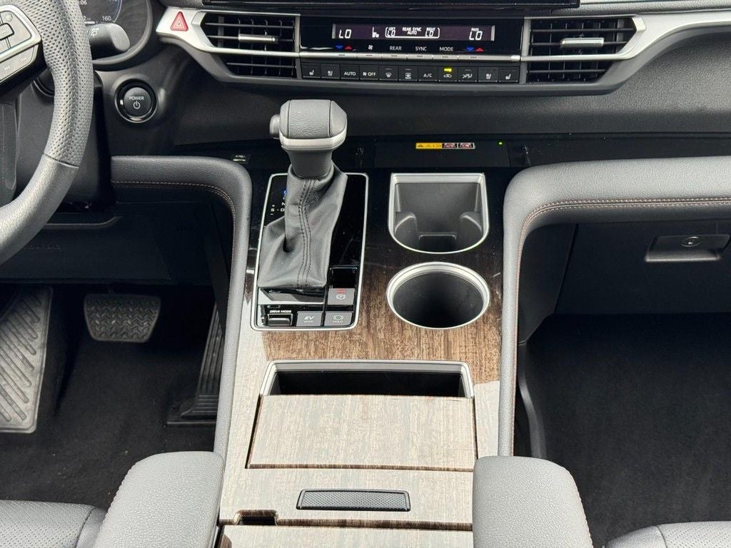2026 Toyota Sienna Limited 7 Passenger