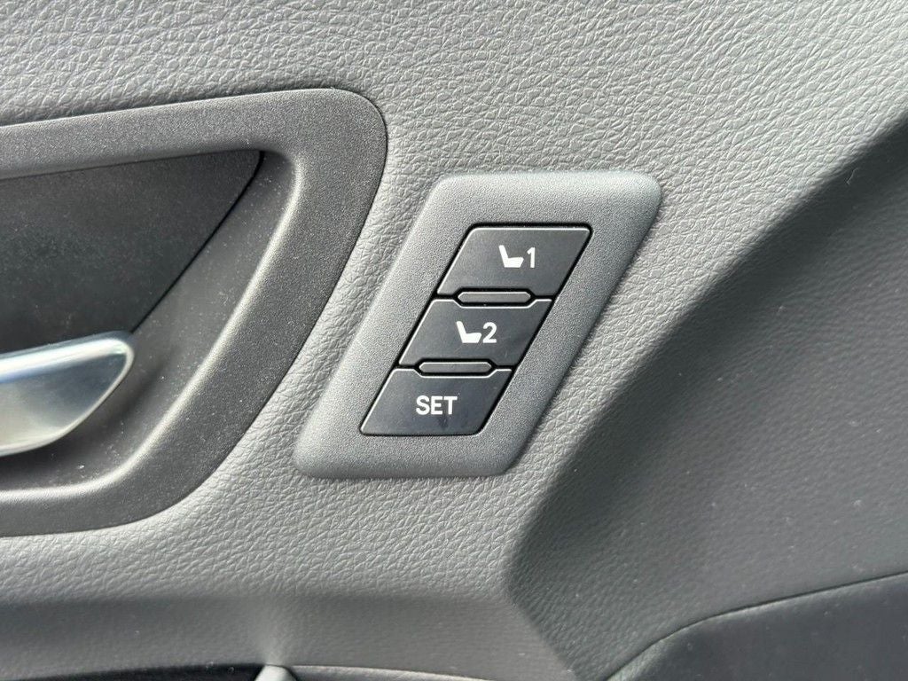 2026 Toyota Sienna Limited 7 Passenger
