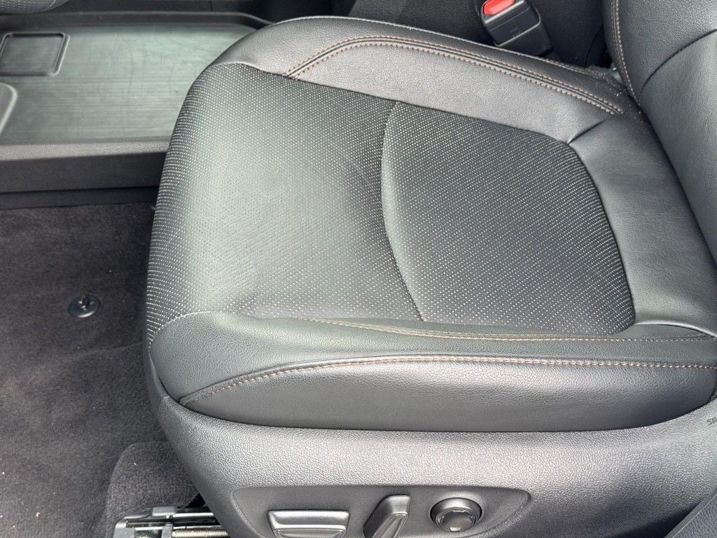 2026 Toyota Sienna Limited 7 Passenger