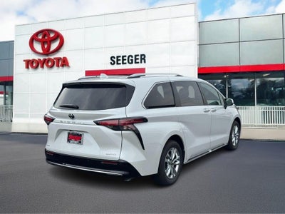 2026 Toyota Sienna Limited 7 Passenger