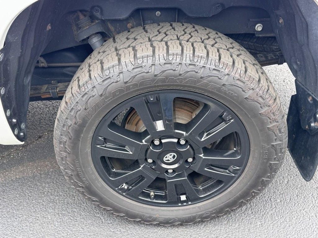 2017 Toyota Tundra Platinum 5.7L V8