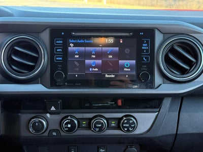 2017 Toyota Tacoma TRD Off Road Double Cab 5' Bed V6 4x4 MT (Natl)