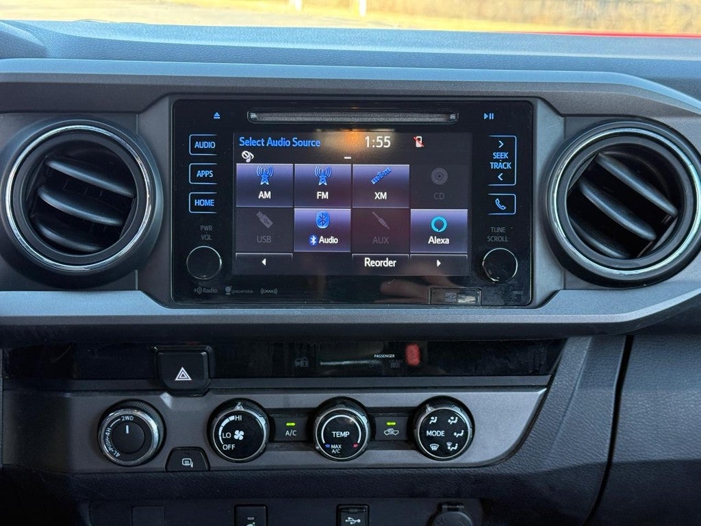 2017 Toyota Tacoma TRD Off Road Double Cab 5' Bed V6 4x4 MT (Natl)