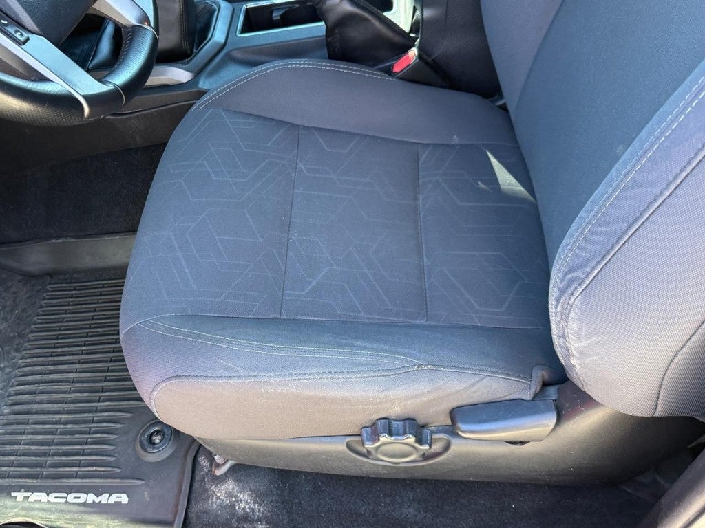 2017 Toyota Tacoma TRD Off Road Double Cab 5' Bed V6 4x4 MT (Natl)