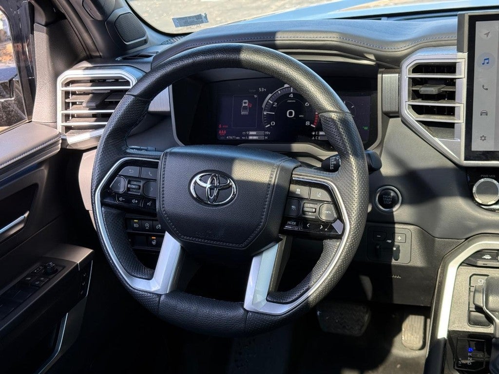 2023 Toyota Tundra 4WD Platinum CrewMax 5.5' Bed (Natl)