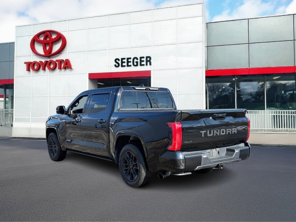 2023 Toyota Tundra 4WD Platinum CrewMax 5.5' Bed (Natl)