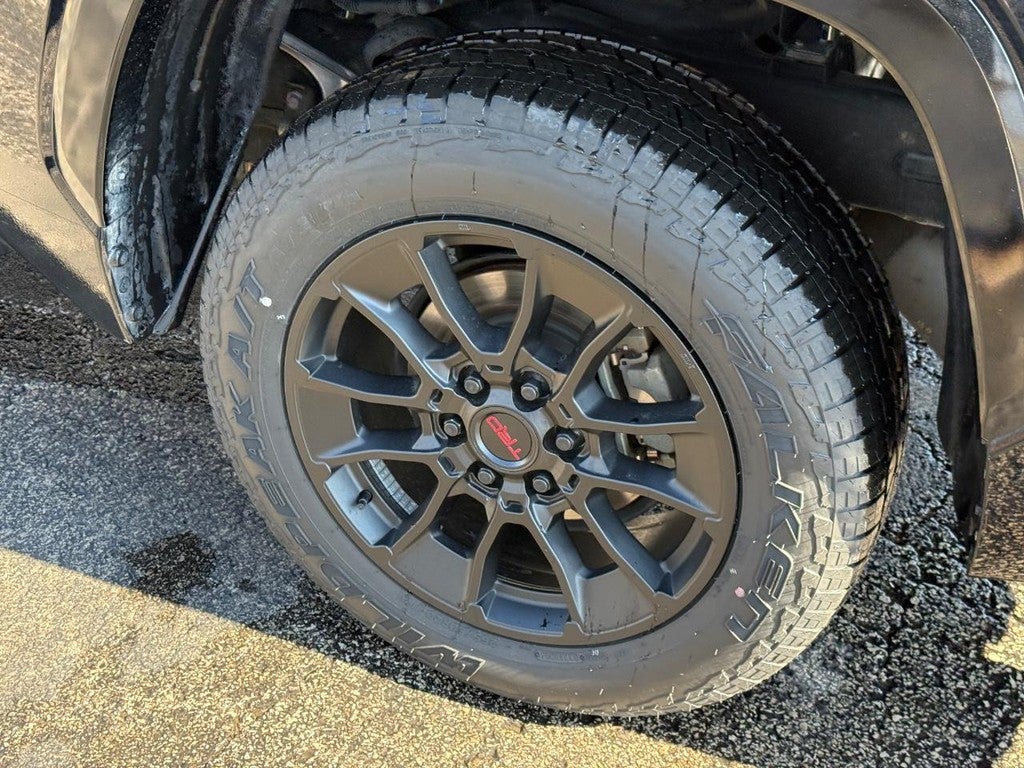 2023 Toyota Tundra 4WD Platinum CrewMax 5.5' Bed (Natl)