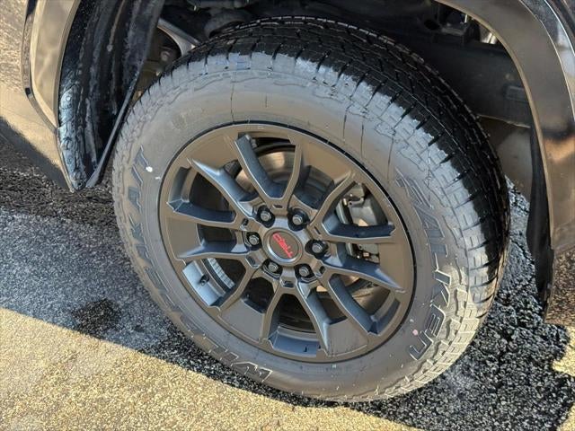 2023 Toyota Tundra 4WD Platinum CrewMax 5.5' Bed (Natl)