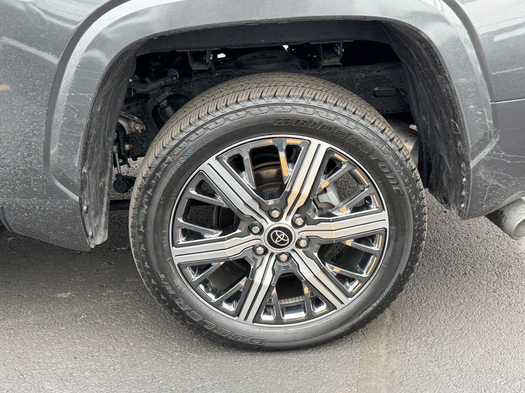 2023 Toyota Tundra 4WD Capstone Hybrid CrewMax 5.5' Bed (Natl)