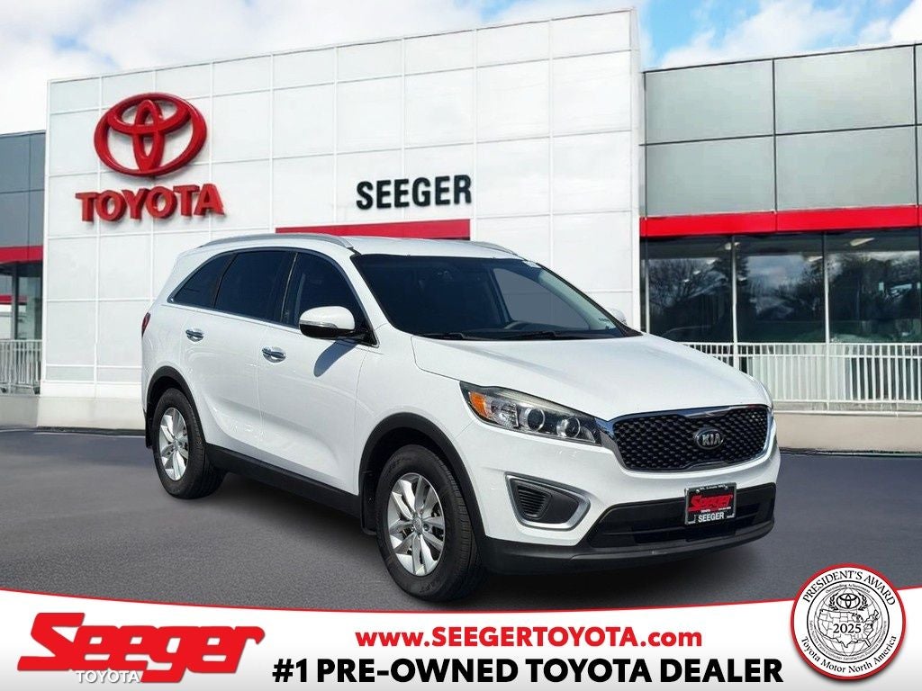 2017 Kia Sorento LX