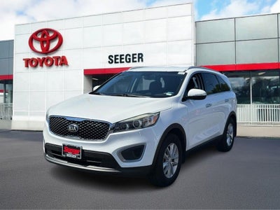 2017 Kia Sorento LX