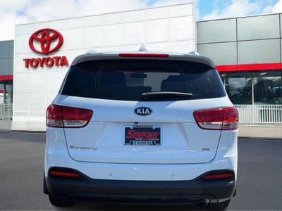 2017 Kia Sorento LX