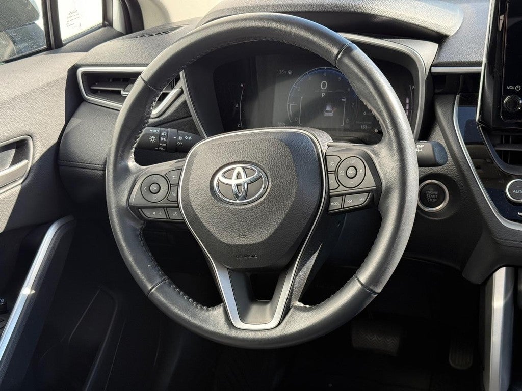 2023 Toyota Corolla Cross XLE 4WD (Natl)
