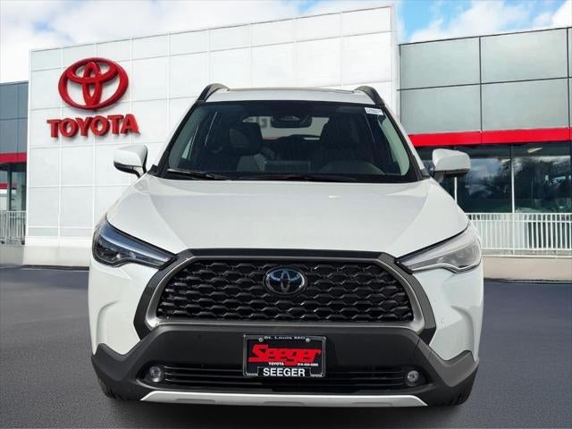 2023 Toyota Corolla Cross XLE 4WD (Natl)
