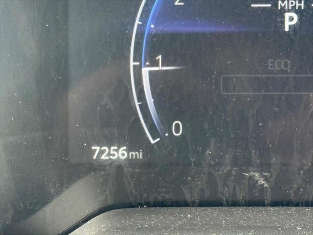 2023 Toyota Corolla Cross XLE 4WD (Natl)