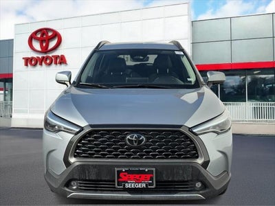 2024 Toyota Corolla Cross XLE
