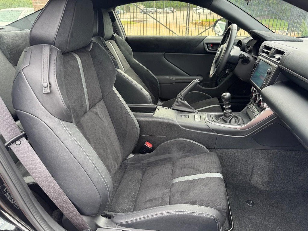 2024 Toyota GR86 Premium