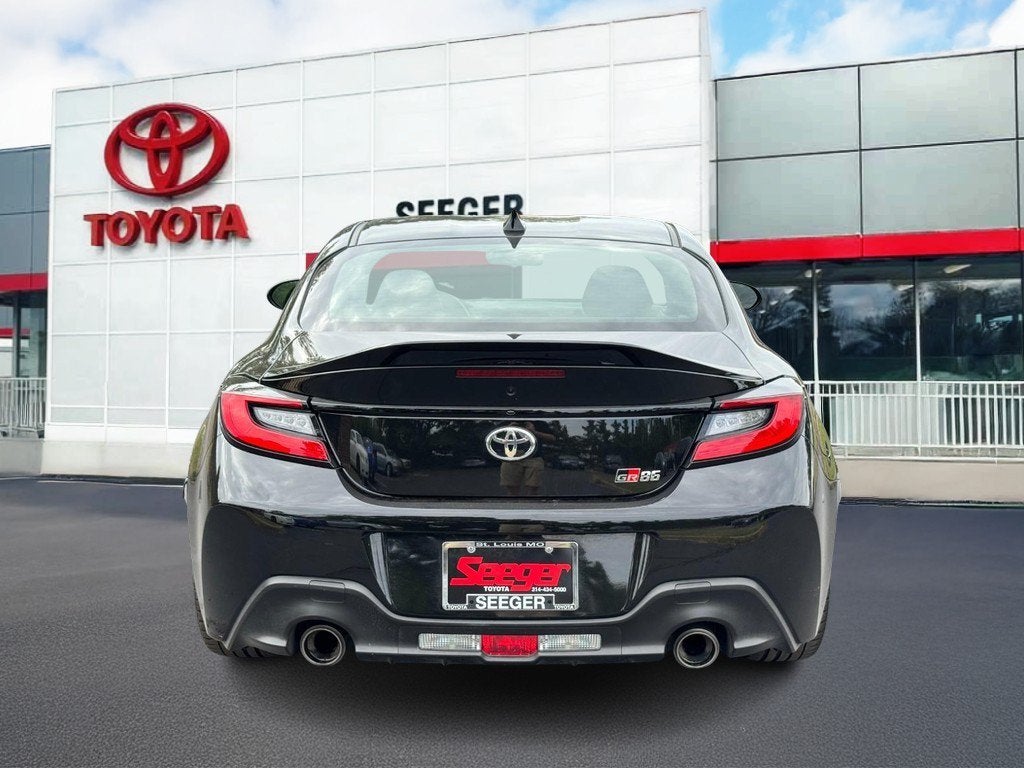 2024 Toyota GR86 Premium