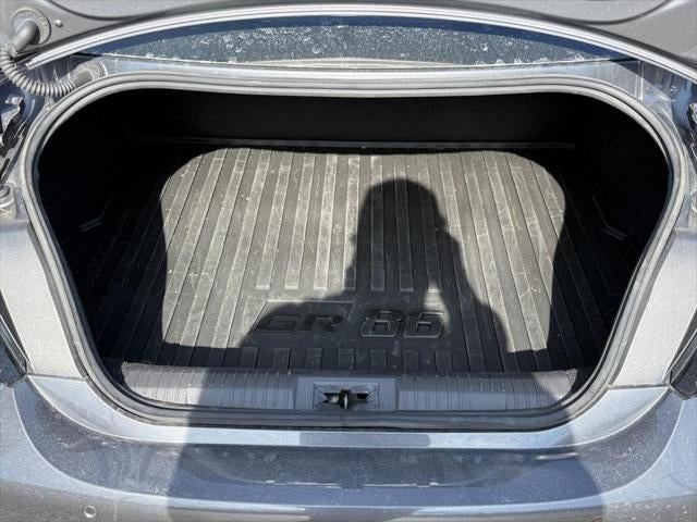 2024 Toyota GR86 Premium Auto (Natl)