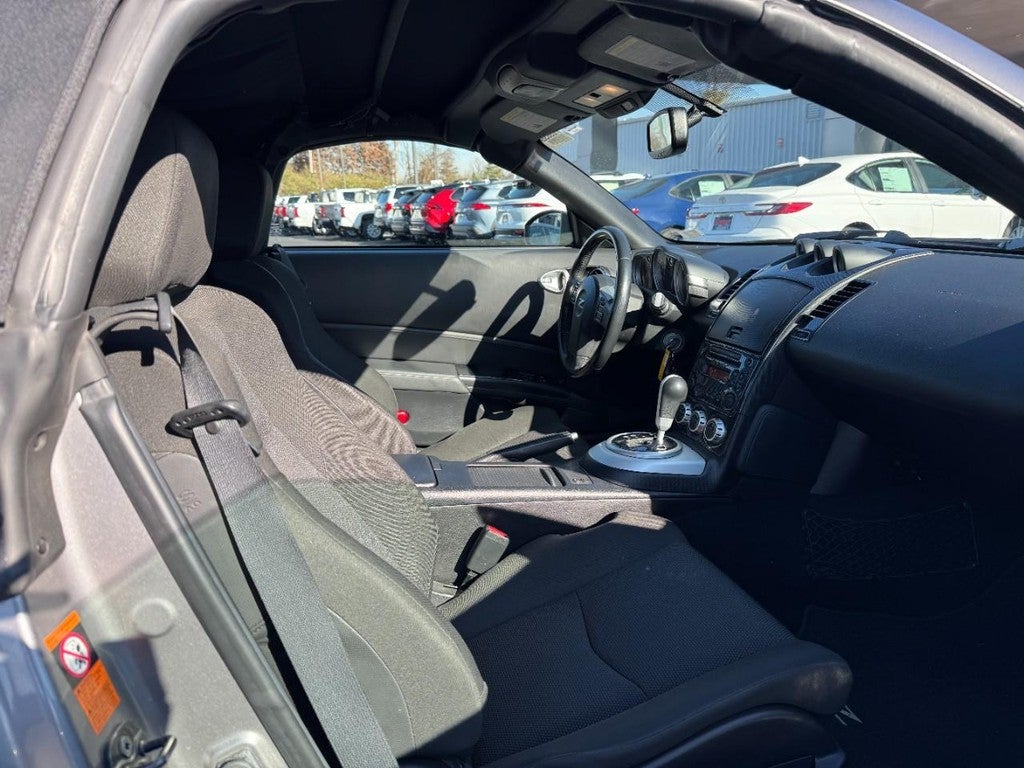 2008 Nissan 350Z 2dr Roadster Auto Enthusiast
