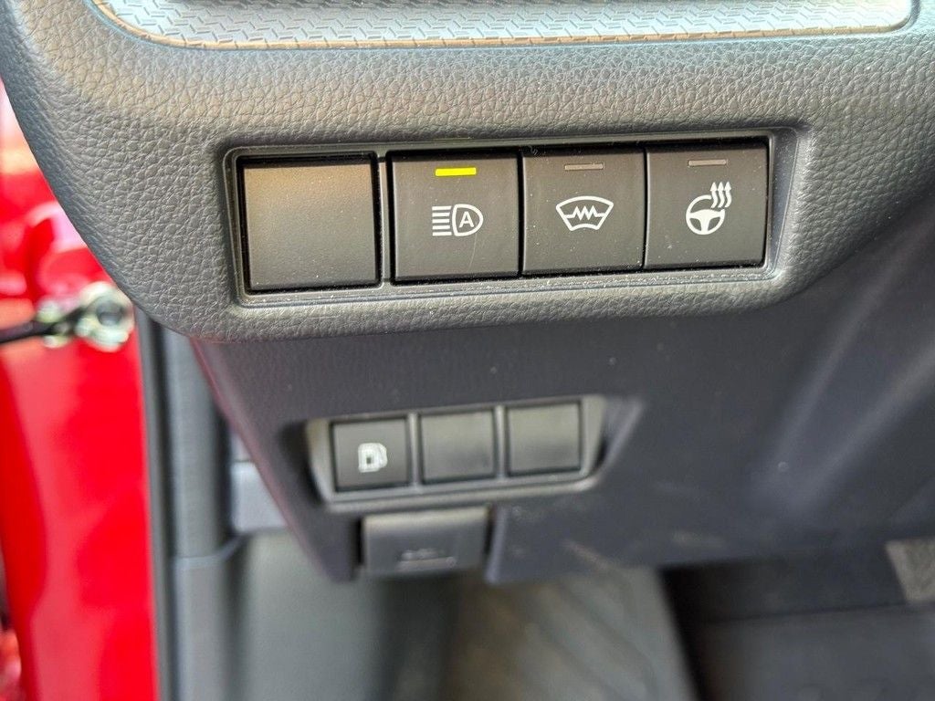 2025 Toyota Prius XLE