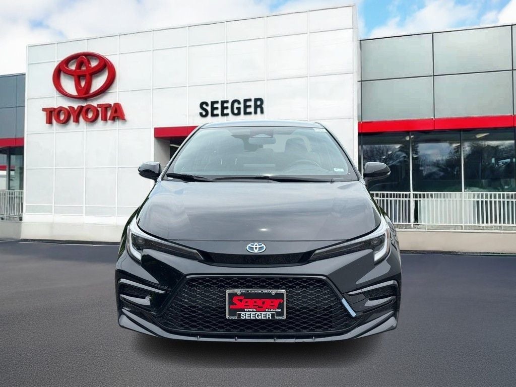 2025 Toyota Corolla Hybrid SE