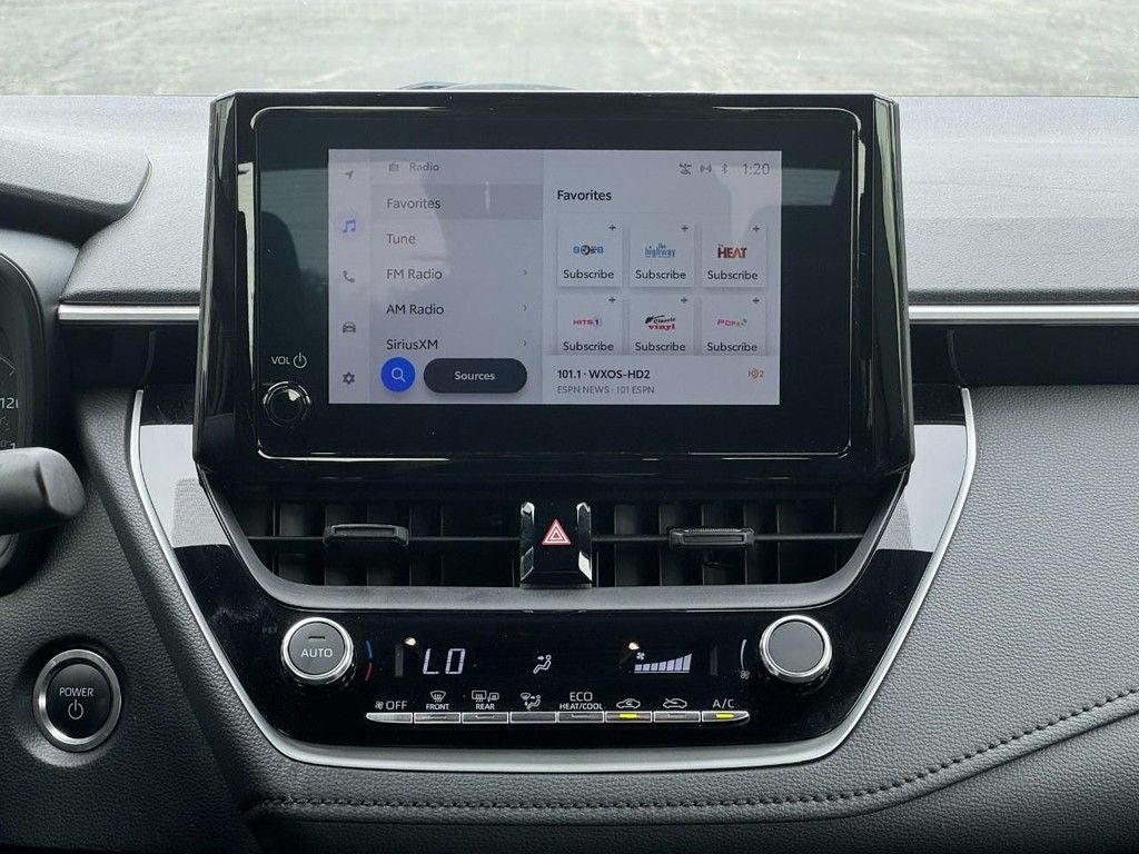 2025 Toyota Corolla Hybrid SE