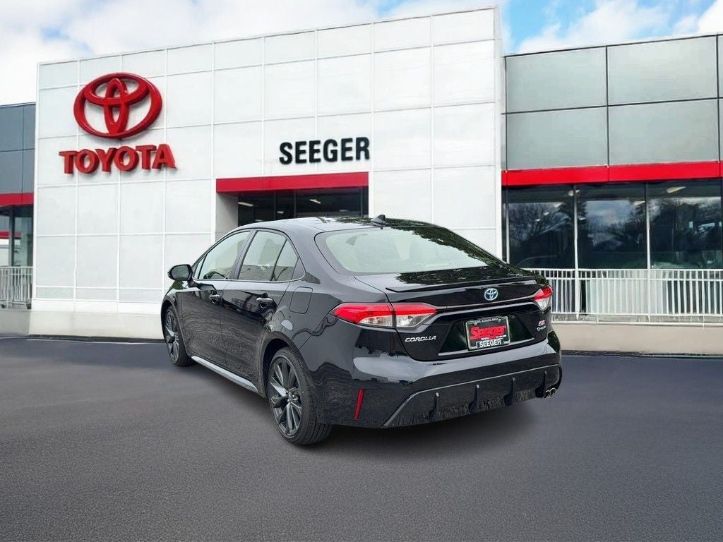 2025 Toyota Corolla Hybrid SE