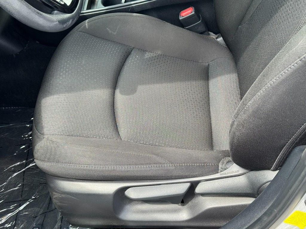 2022 Toyota Prius LE