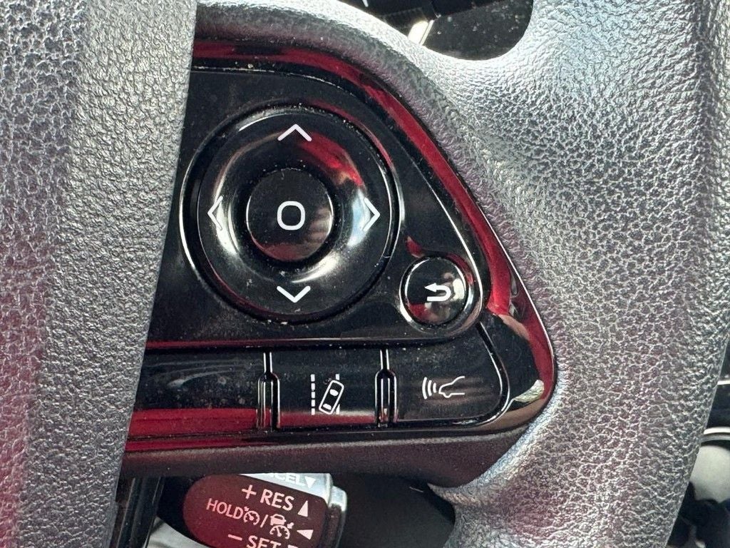 2022 Toyota Prius LE