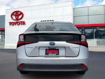 2022 Toyota Prius LE