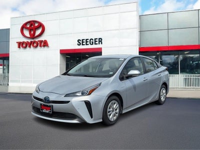 2022 Toyota Prius LE
