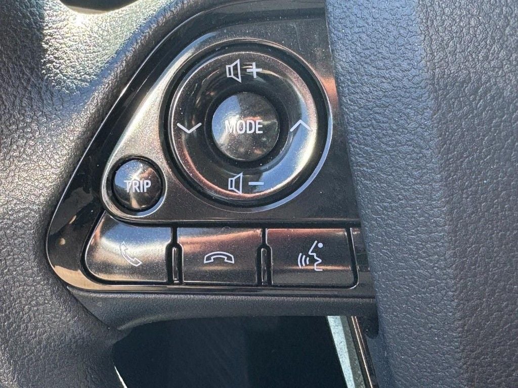 2022 Toyota Prius LE