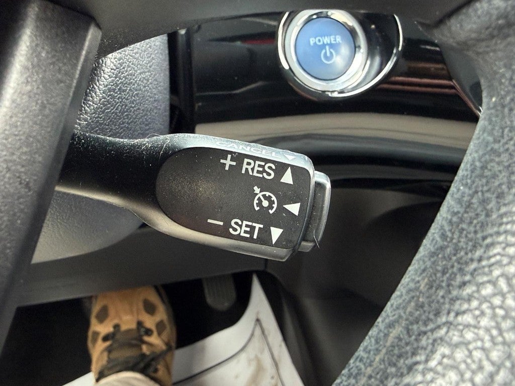 2016 Toyota Prius 5dr HB (Natl)